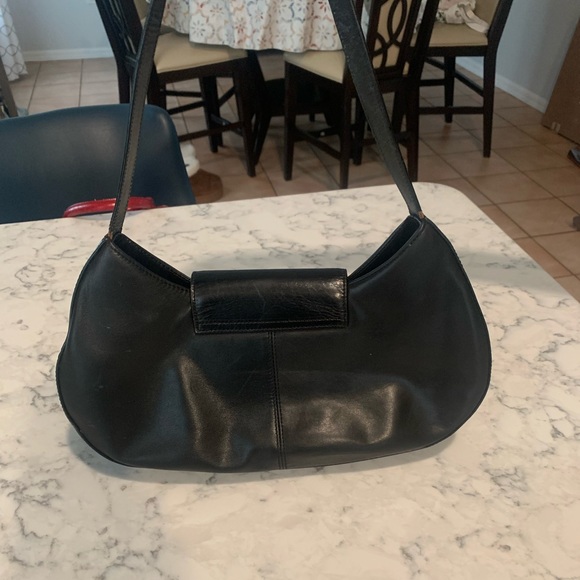 Kenneth Cole black purse - Picture 2 of 3